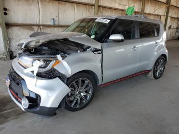  Salvage Kia Borrego