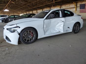  Salvage Alfa Romeo Giulia