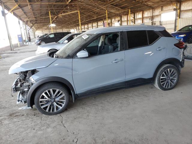  Salvage Nissan Kicks
