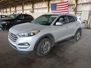  Salvage Hyundai TUCSON