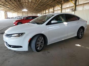  Salvage Chrysler 200