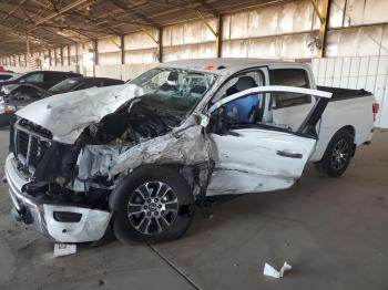  Salvage Nissan Titan