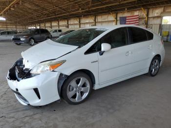  Salvage Toyota Prius
