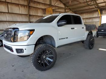  Salvage Nissan Titan