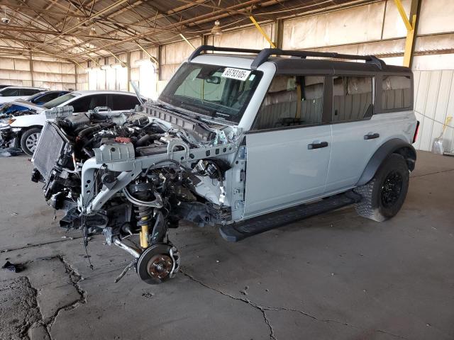  Salvage Ford Bronco