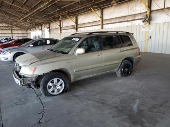 Salvage Toyota Highlander