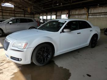  Salvage Chrysler 300