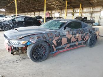  Salvage Ford Mustang