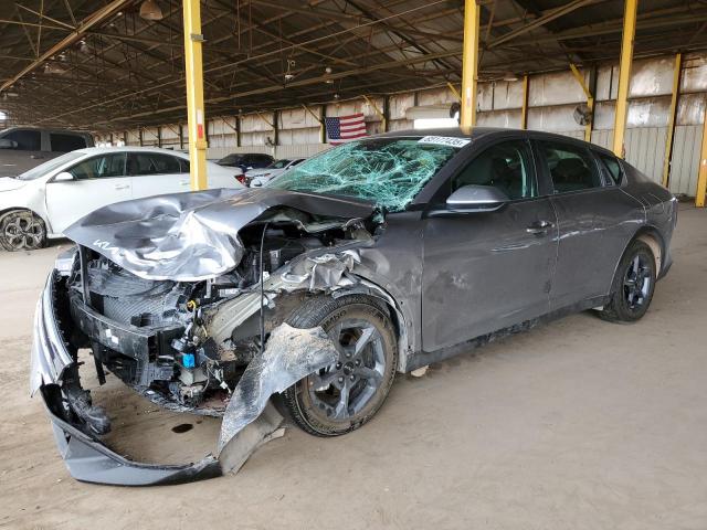  Salvage Kia K4 Lx