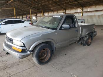  Salvage Chevrolet S-10