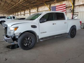 Salvage Nissan Titan