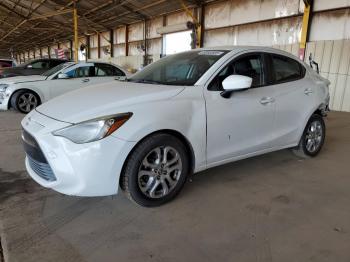  Salvage Toyota Yaris