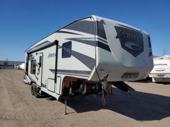  Salvage Gsup Trailer
