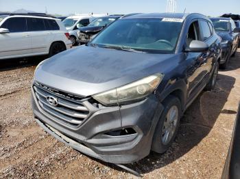  Salvage Hyundai TUCSON
