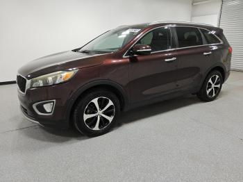  Salvage Kia Sorento