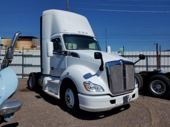  Salvage Kenworth T680