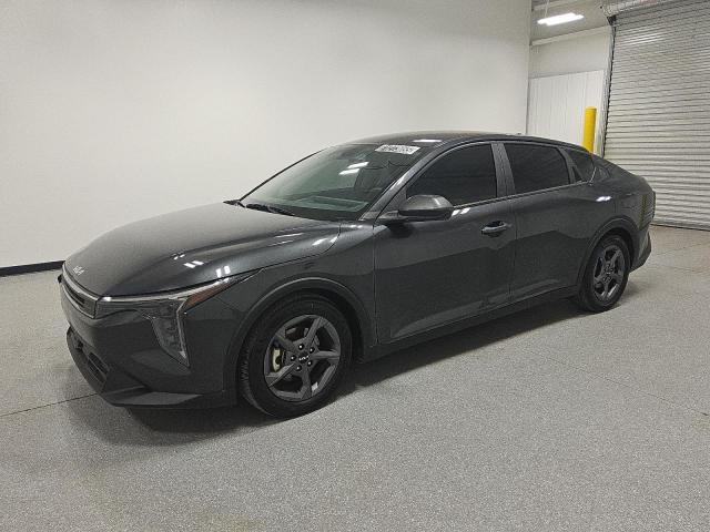  Salvage Kia K4 Lx
