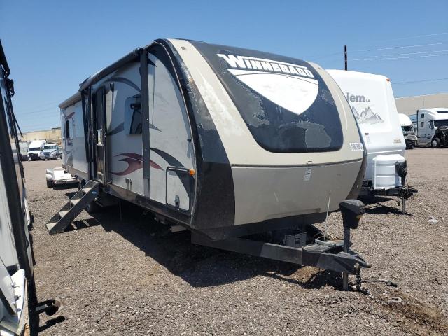  Salvage Winnebago Ultralite