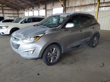  Salvage Hyundai TUCSON