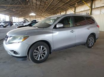  Salvage Nissan Pathfinder