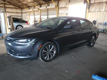  Salvage Chrysler 200