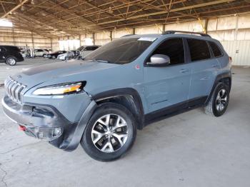  Salvage Jeep Cherokee