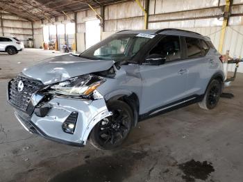  Salvage Nissan Kicks