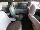 Toyota Sienna Le Image 5