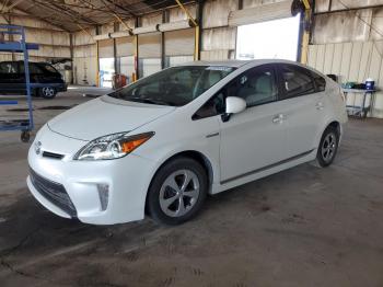  Salvage Toyota Prius