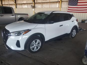  Salvage Nissan Kicks Play