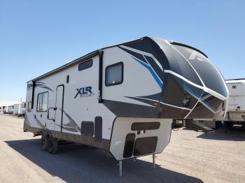  Salvage Frrv Toyhauler