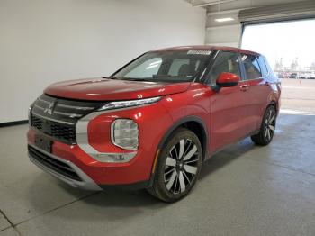  Salvage Mitsubishi Outlander