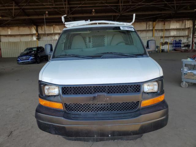 Chevrolet Express Image 5