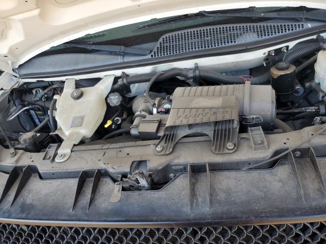 Chevrolet Express Image 8