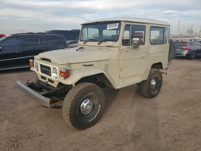  Salvage Toyota Land Cruis