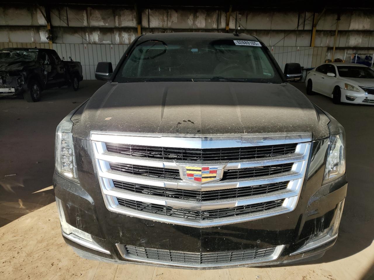 Cadillac Escalade Luxury Image 6