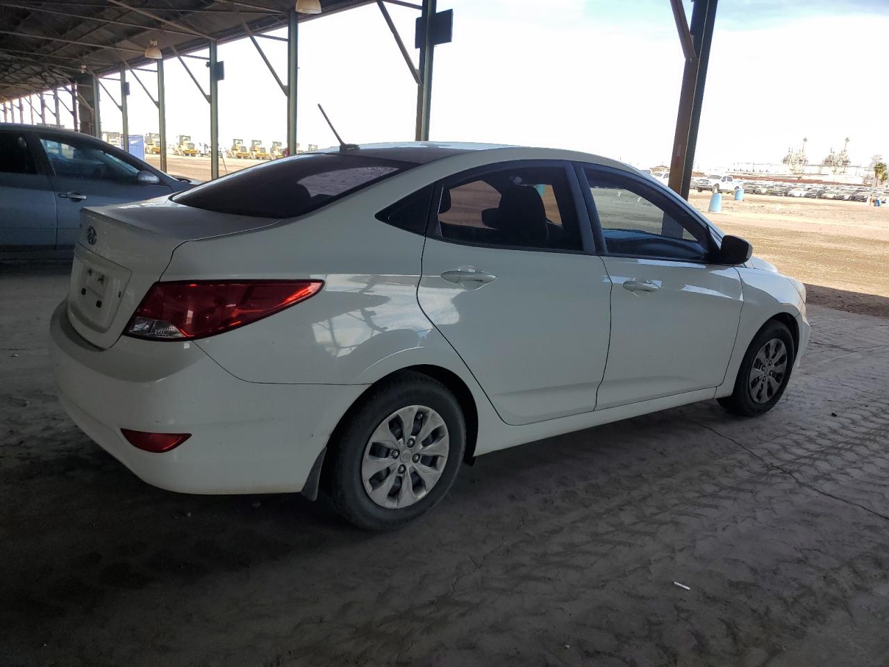 Hyundai ACCENT Se Image 10