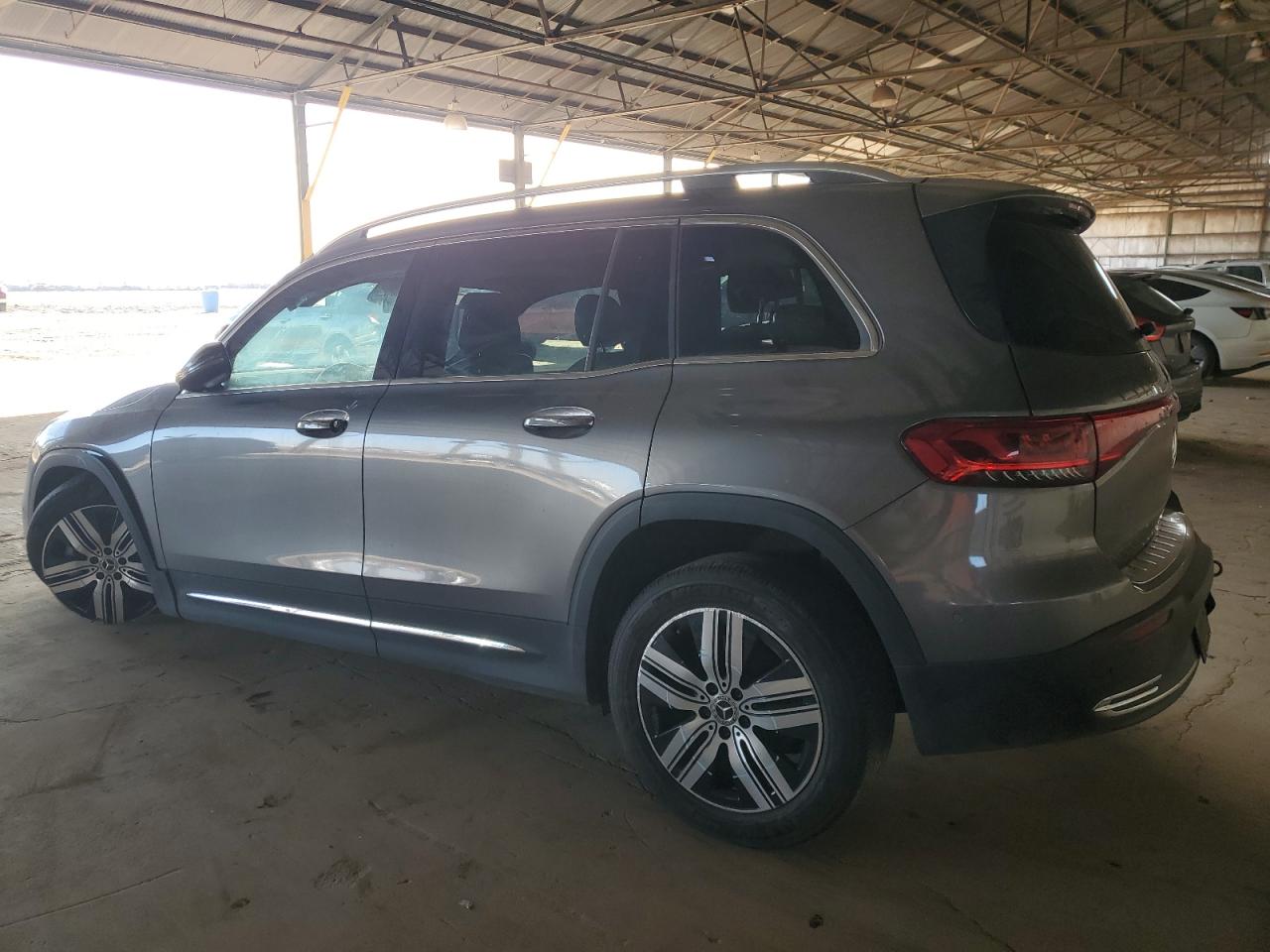 Mercedes-Benz EQB 300 4matic Image 2