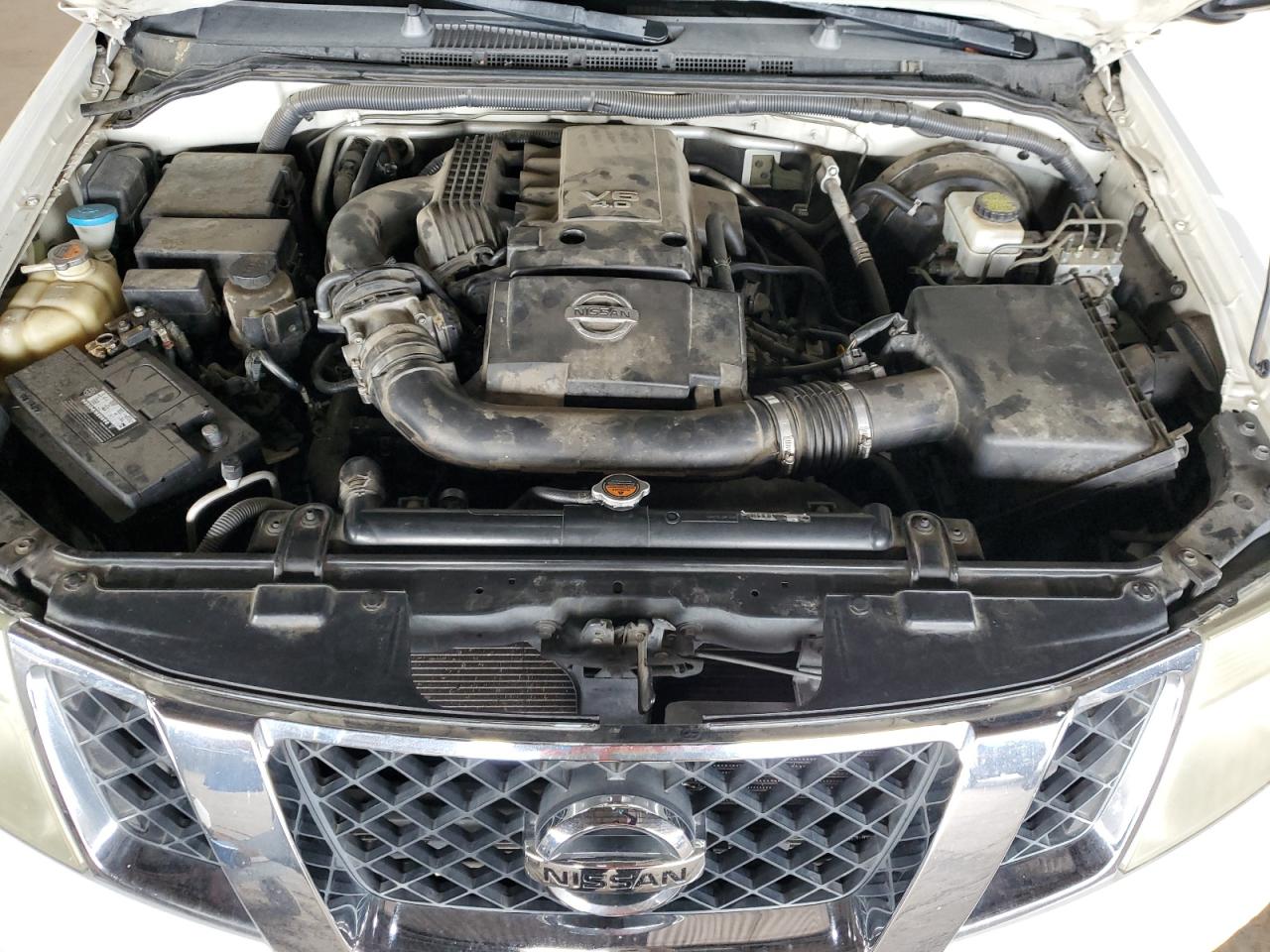 Nissan Pathfinder S Image 12