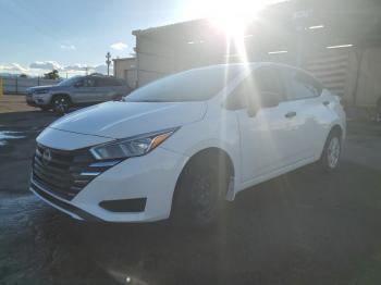  Salvage Nissan Versa