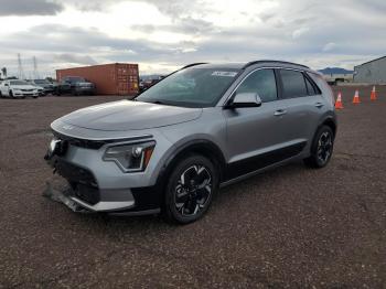  Salvage Kia Niro