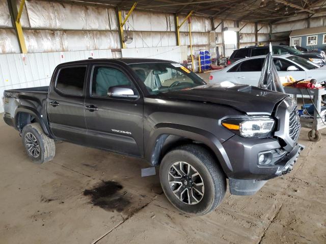 Toyota Tacoma Double Cab Image 3