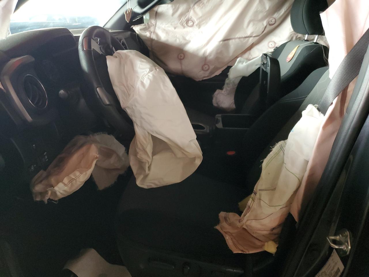 Toyota Tacoma Double Cab Image 5