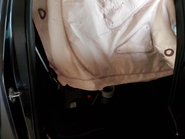 Toyota Tacoma Double Cab Image 10