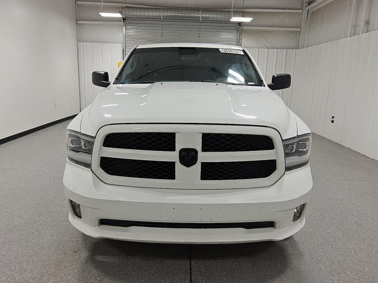 Ram 1500 St Image 9