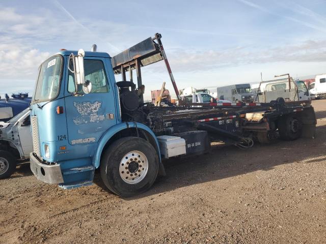  Salvage Volvo Xpeditor