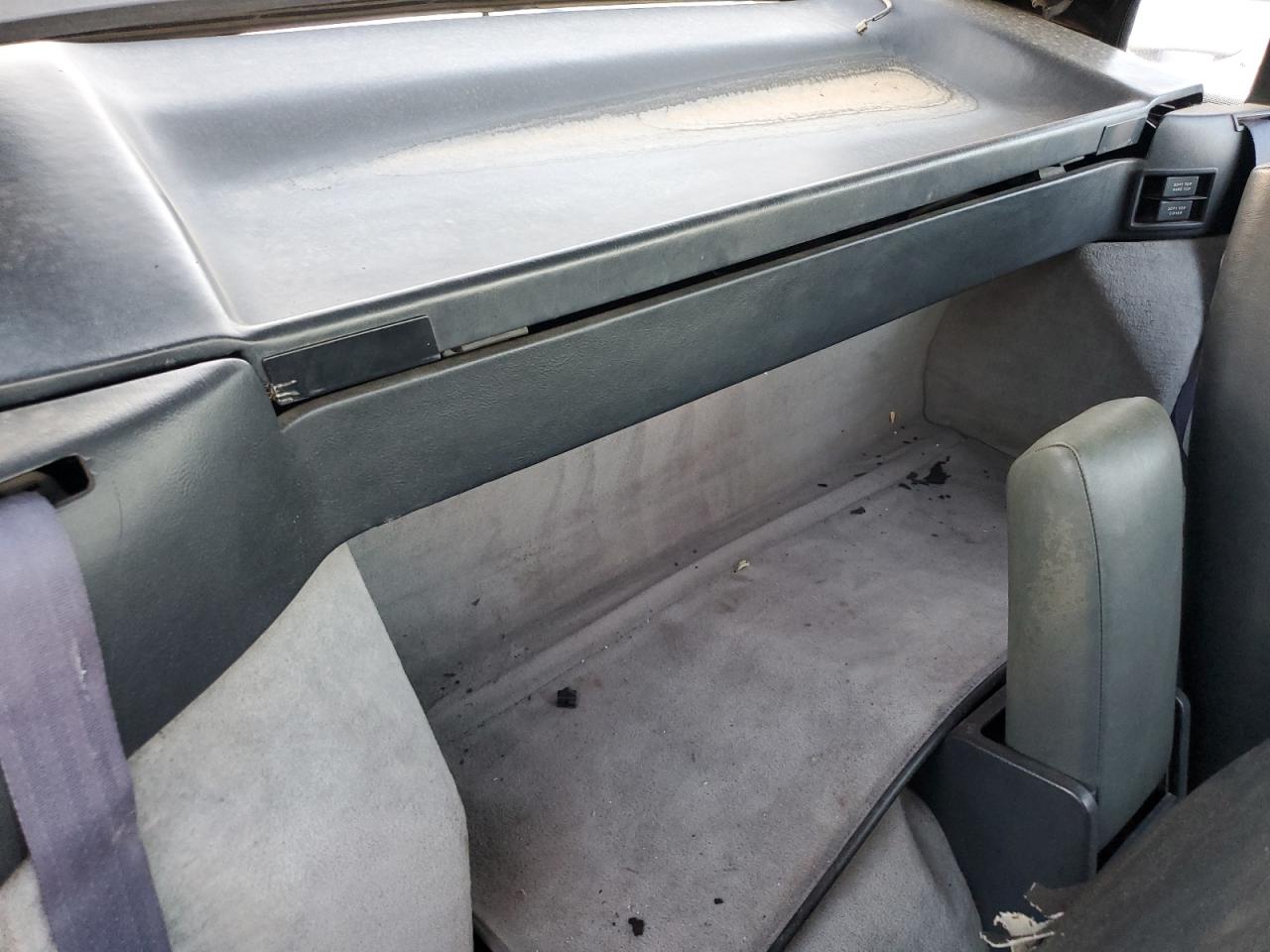 Cadillac Allante Image 12