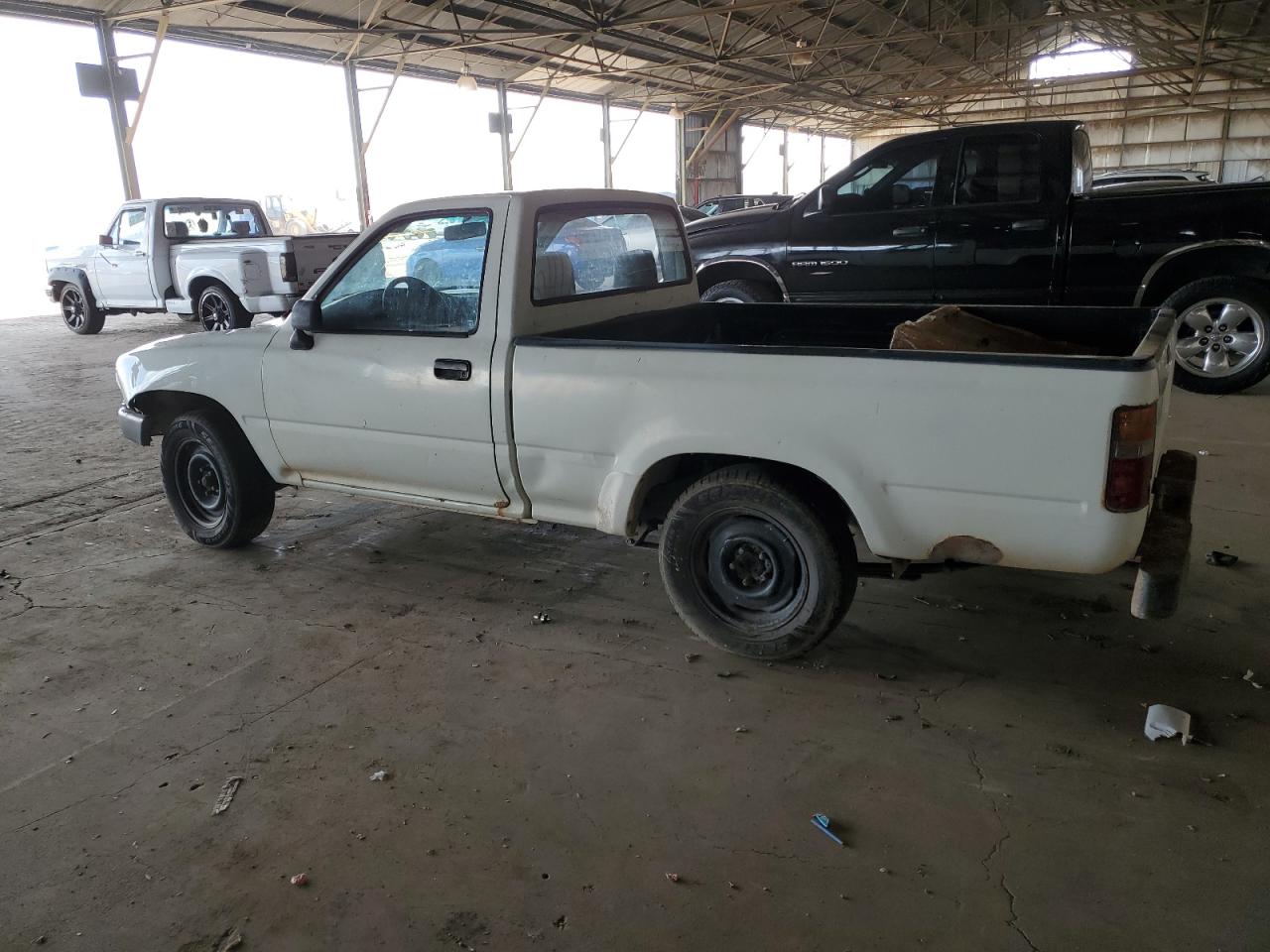 Toyota Tacoma 1/2 Ton Short Wheelbase Image 2