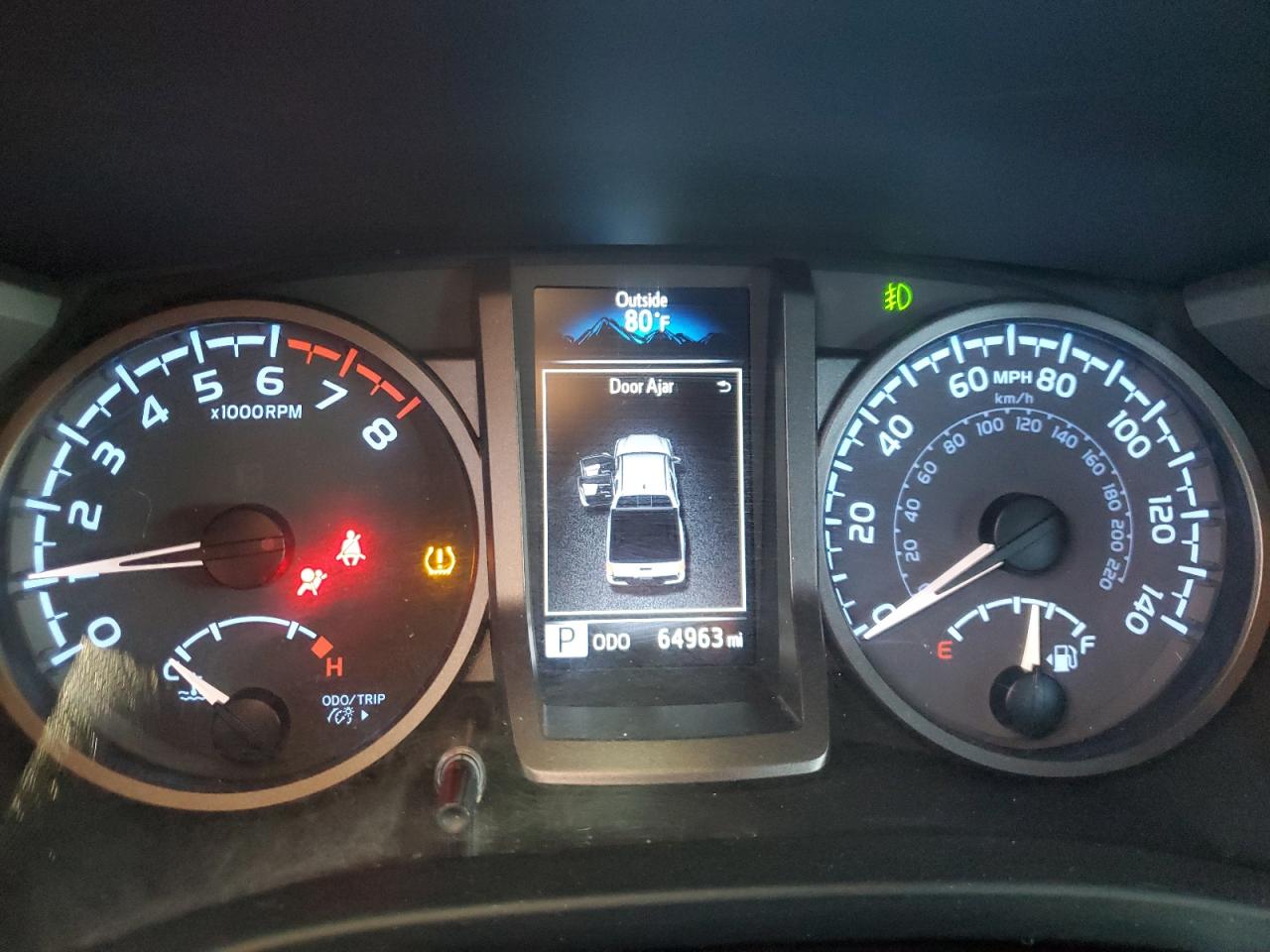 Toyota Tacoma Double Cab Image 10