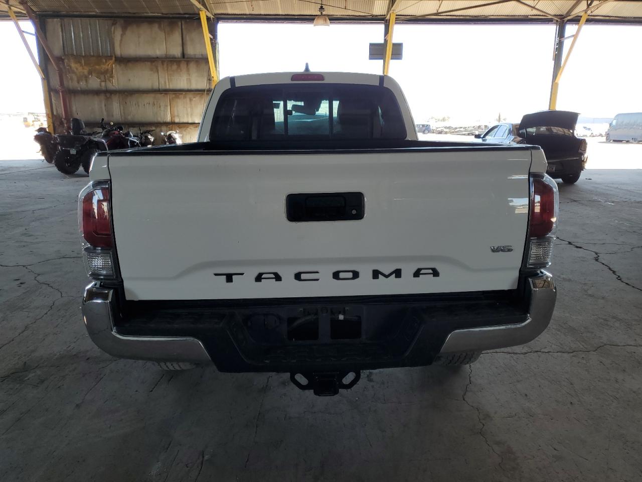 Toyota Tacoma Access Cab Image 8